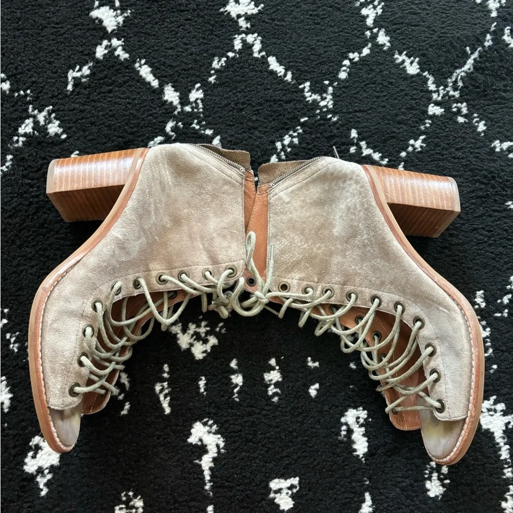 Jeffrey Campbell Cors Peep Toe Bootie - Picture 4 of 7